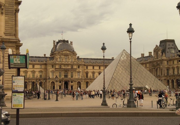 Louvre